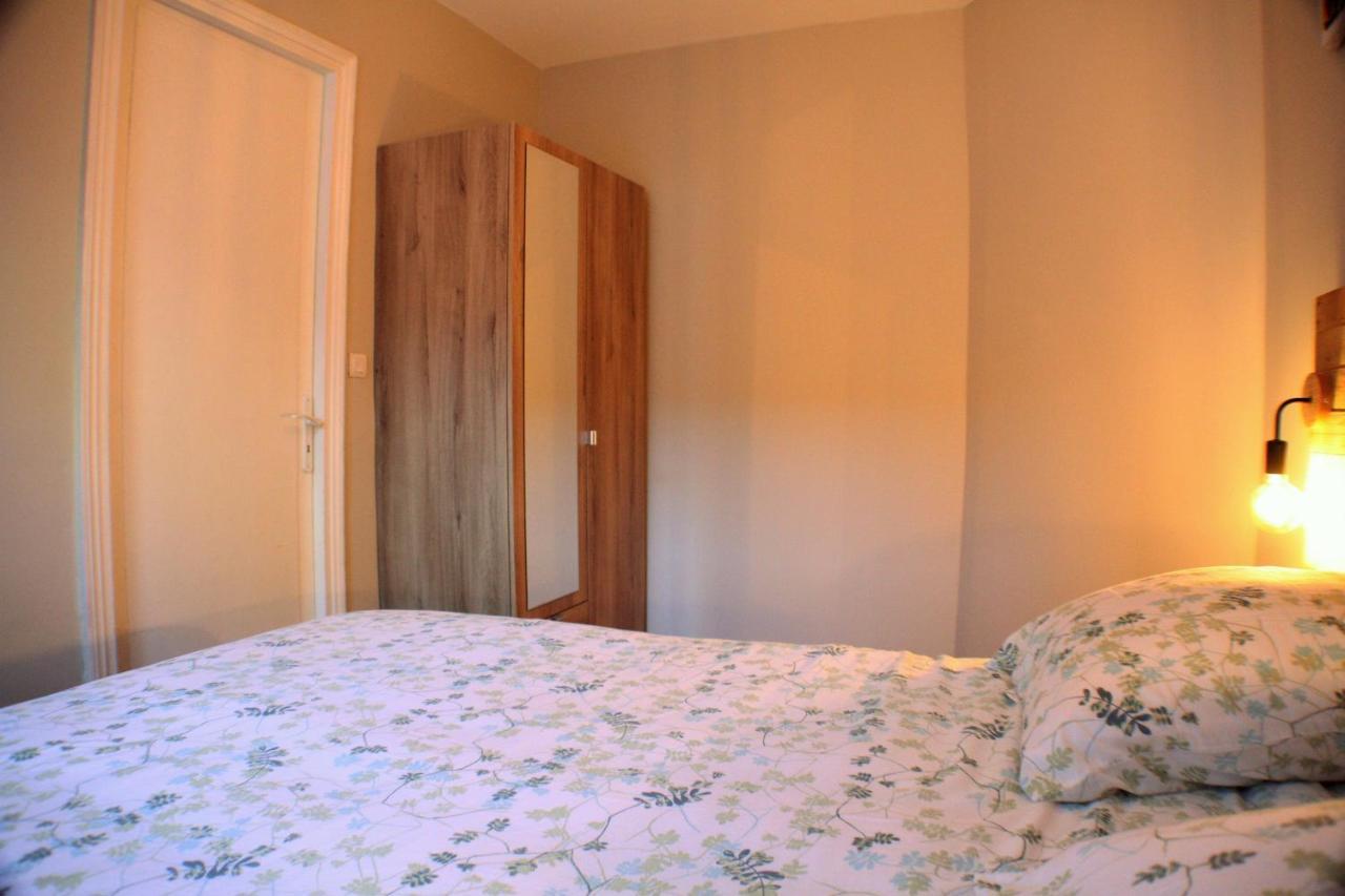 Le Cottage des Curie Calais Extérieur photo